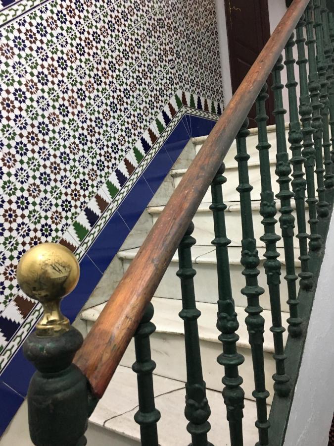 Pension Lisdos Sevilla Dış mekan fotoğraf