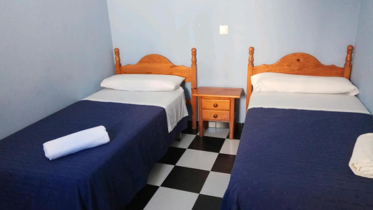 Pension Lisdos Sevilla Dış mekan fotoğraf