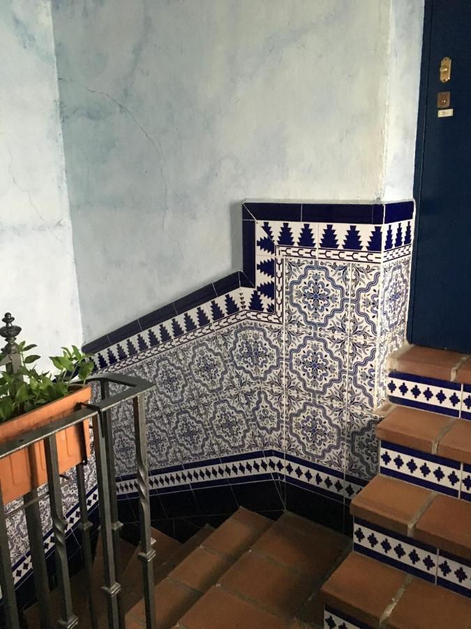Pension Lisdos Sevilla Dış mekan fotoğraf