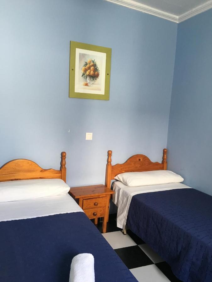 Pension Lisdos Sevilla Dış mekan fotoğraf