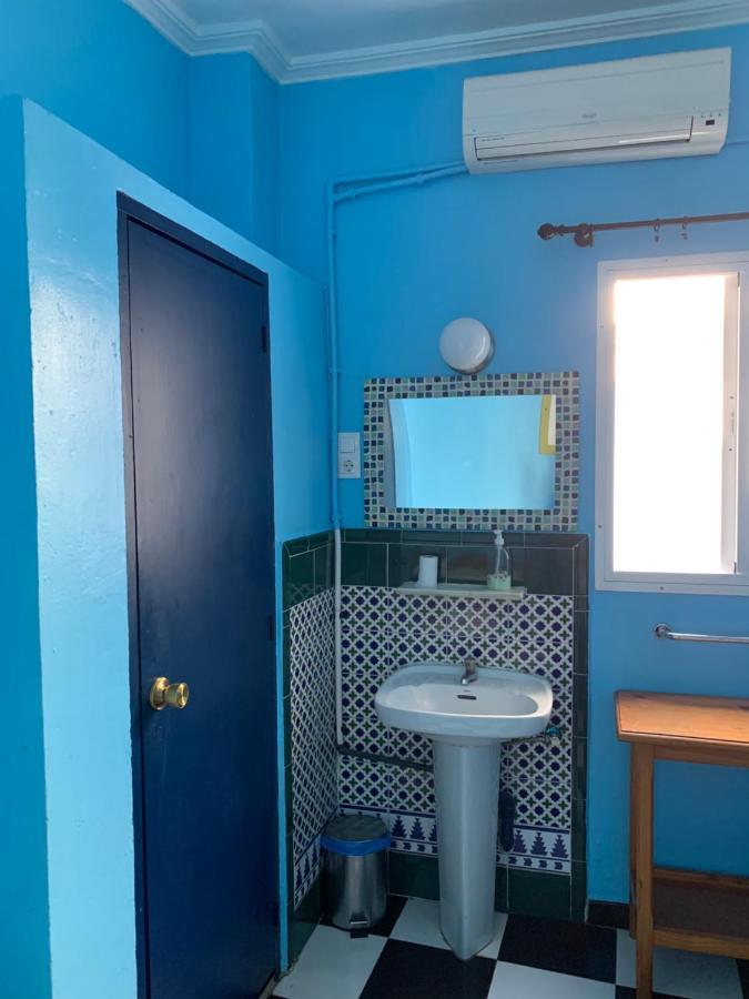 Pension Lisdos Sevilla Dış mekan fotoğraf